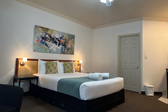 Deluxe Studio - comfortable bed